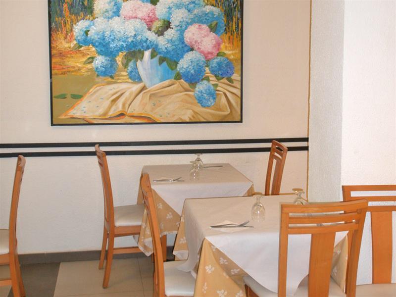 Hotel Mayna Бенидорм Экстерьер фото