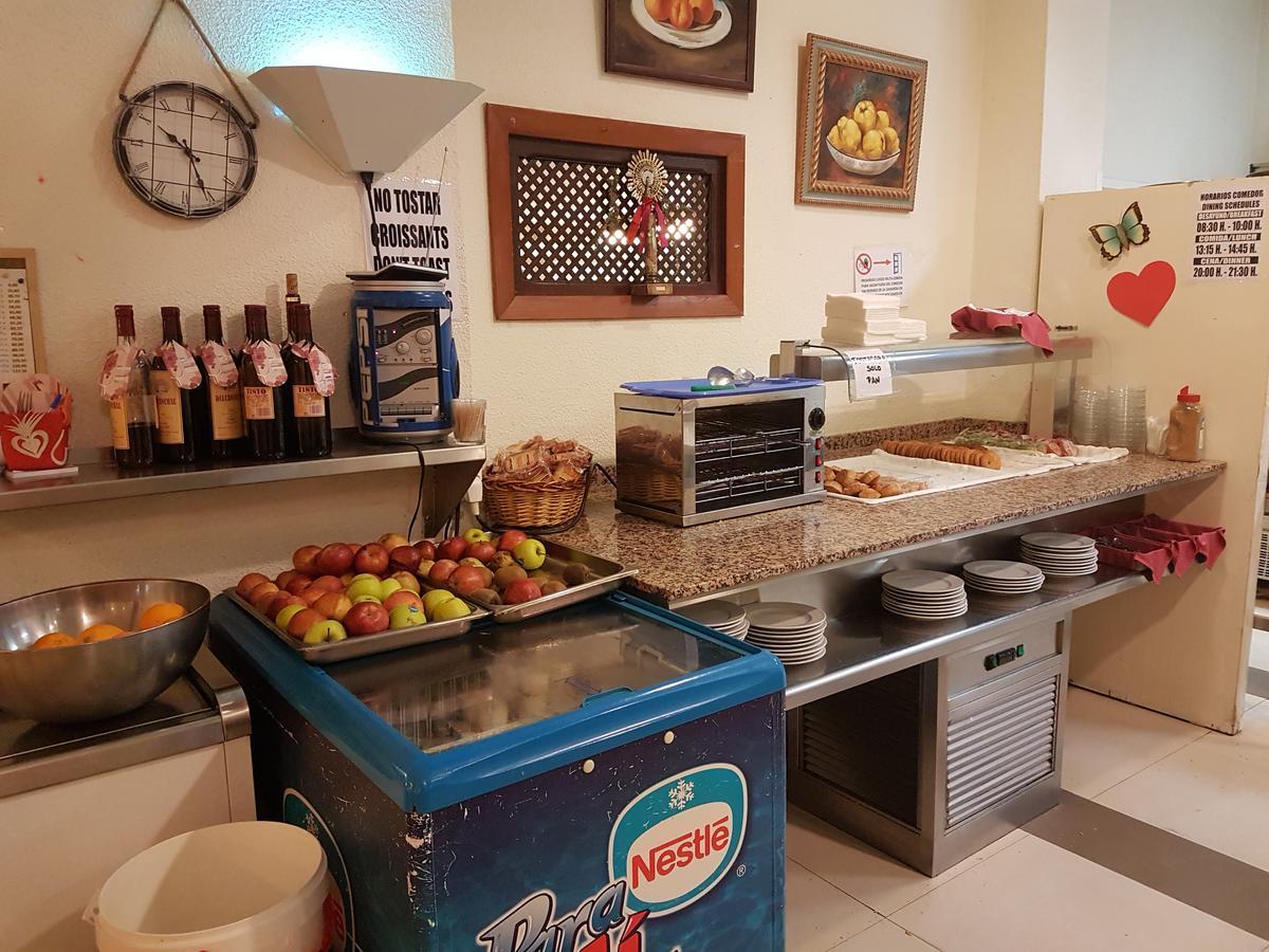 Hotel Mayna Бенидорм Экстерьер фото