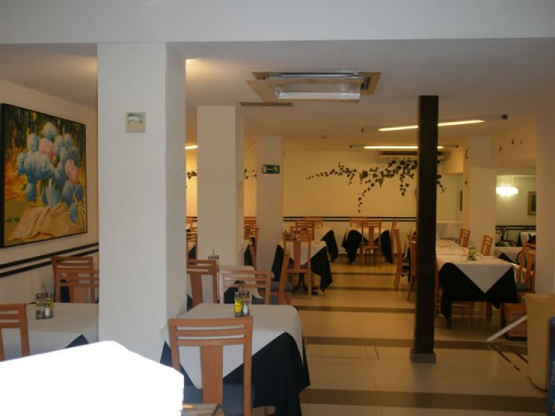 Hotel Mayna Бенидорм Экстерьер фото